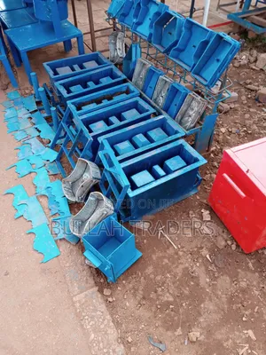 The Block Moulds of All Sizes