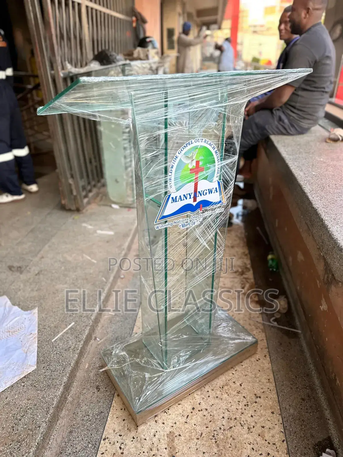 Glass Pulpit