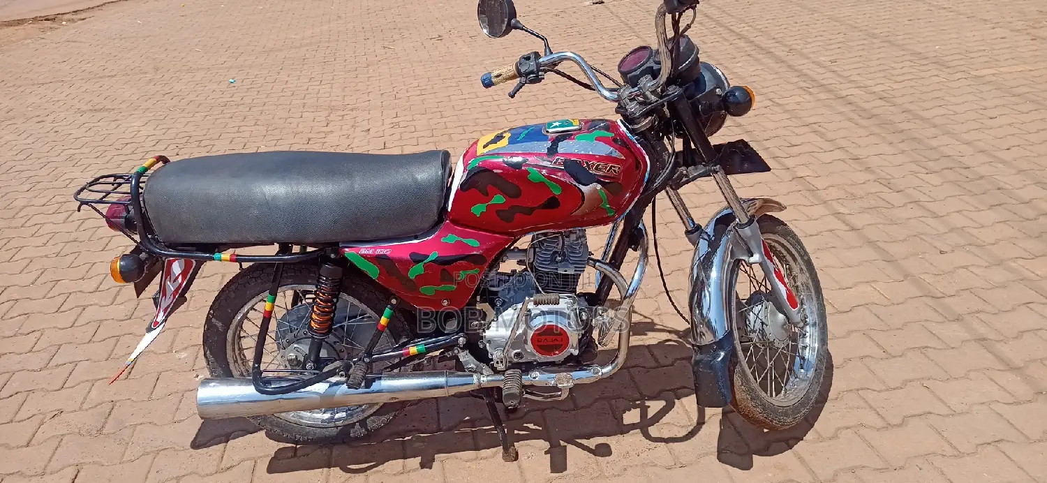 Bajaj Boxer 2024 Red