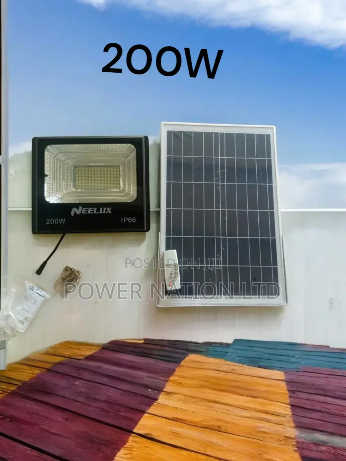 200w Neelux Green Energy Solar Flood Light
