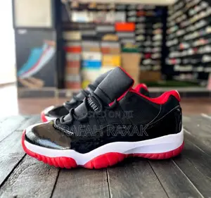 Original Air Jordan 11 Retro Low Concord Bred Sneaker