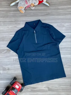 Zip T-Shirt