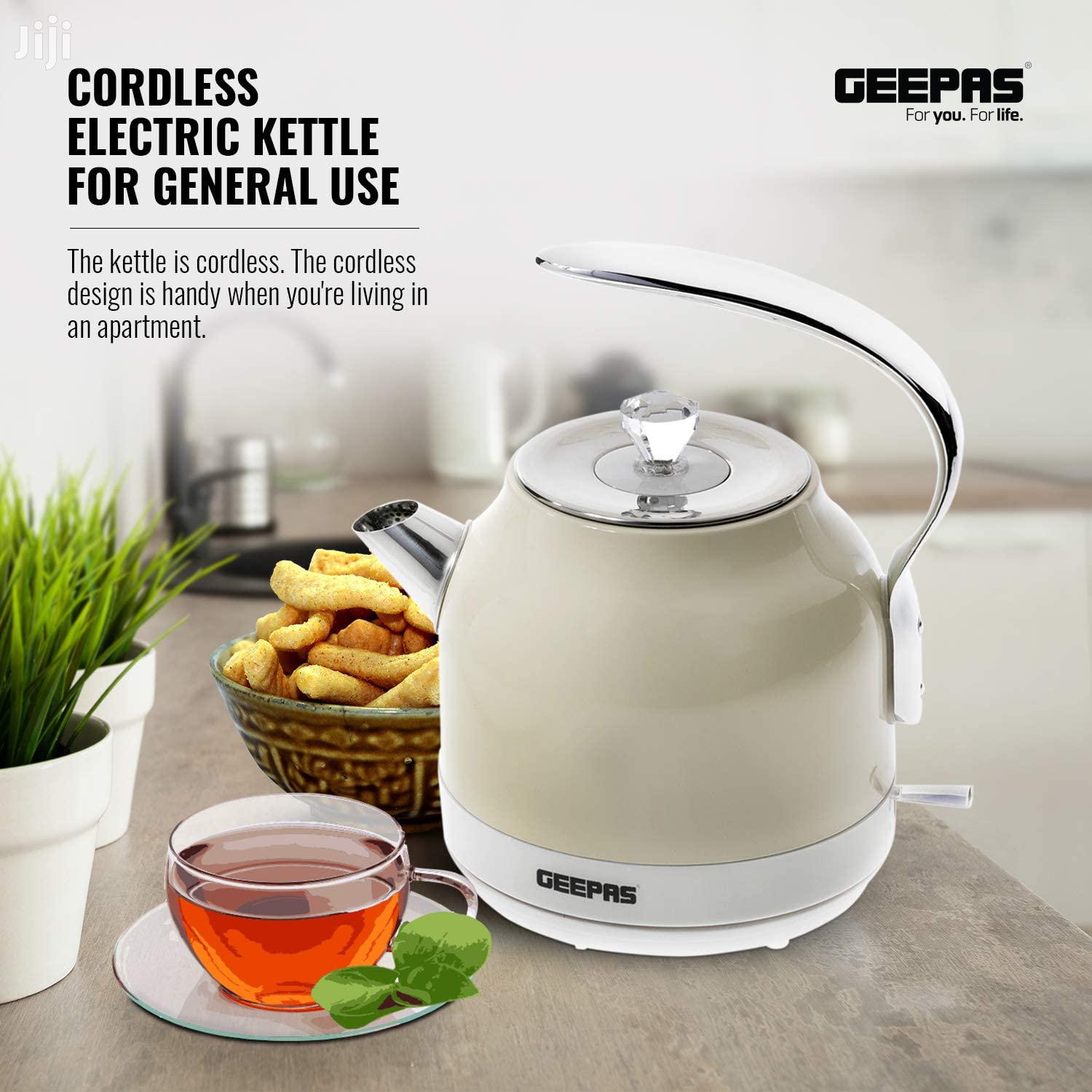 Cool Geepas 2200W Multicolor Cordless Electric Kettle 1.5 Litre