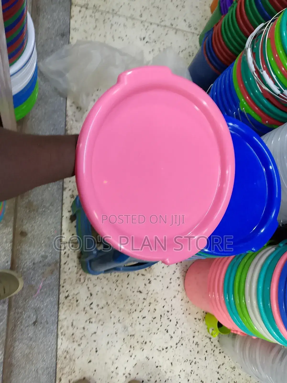 Plastic Serving Trays Round 12pcs