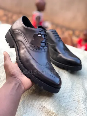 Men's Retro Formal Shoe Style