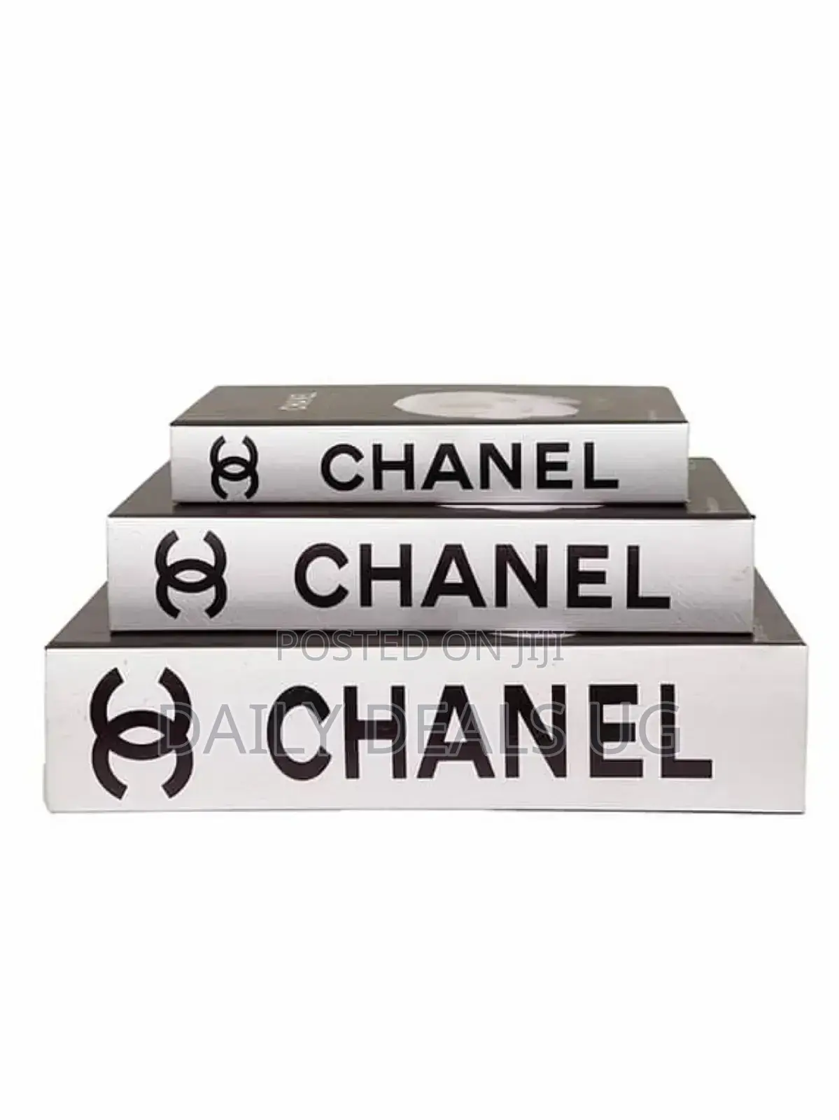 Decorating CHANEL Books