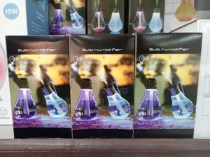 Bulb-Shaped Humidifier With a Built-in Night Light