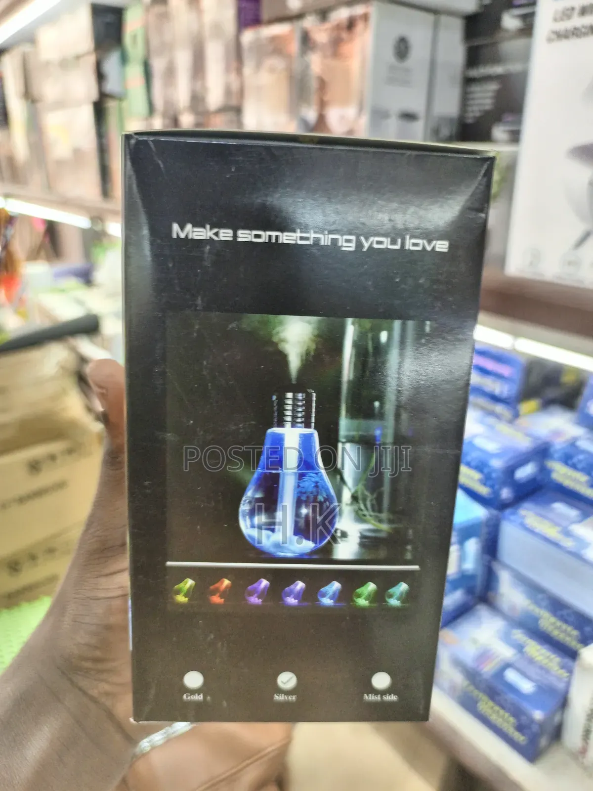Bulb-Shaped Humidifier With a Built-in Night Light