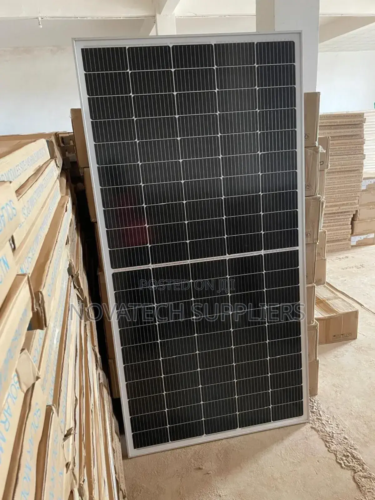 600W Mono Crystalline Solar Panels