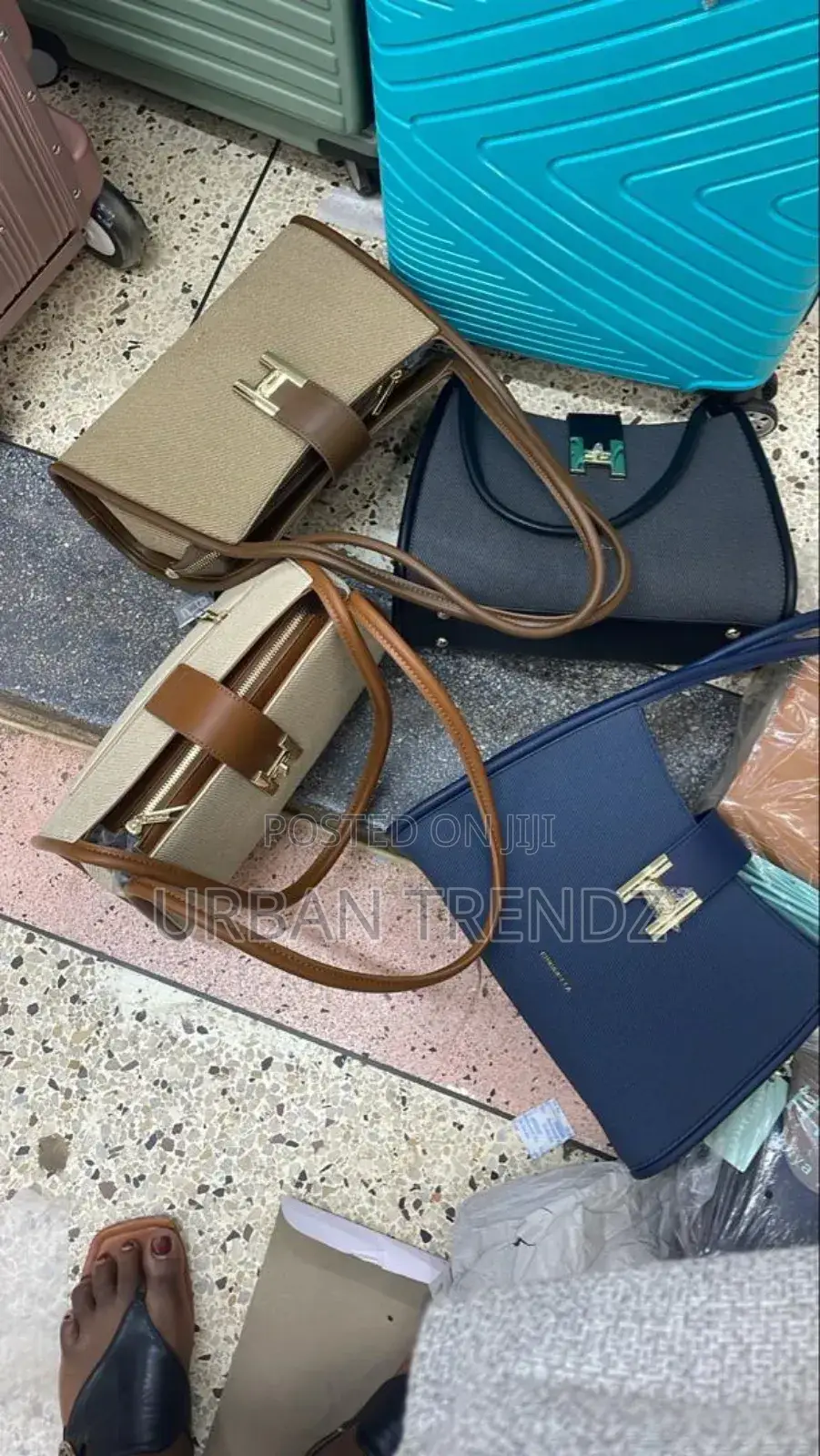 Chrisbella Shoulder Bag