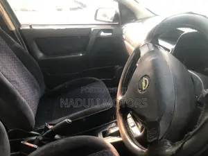 Opel Astra 2006 Green