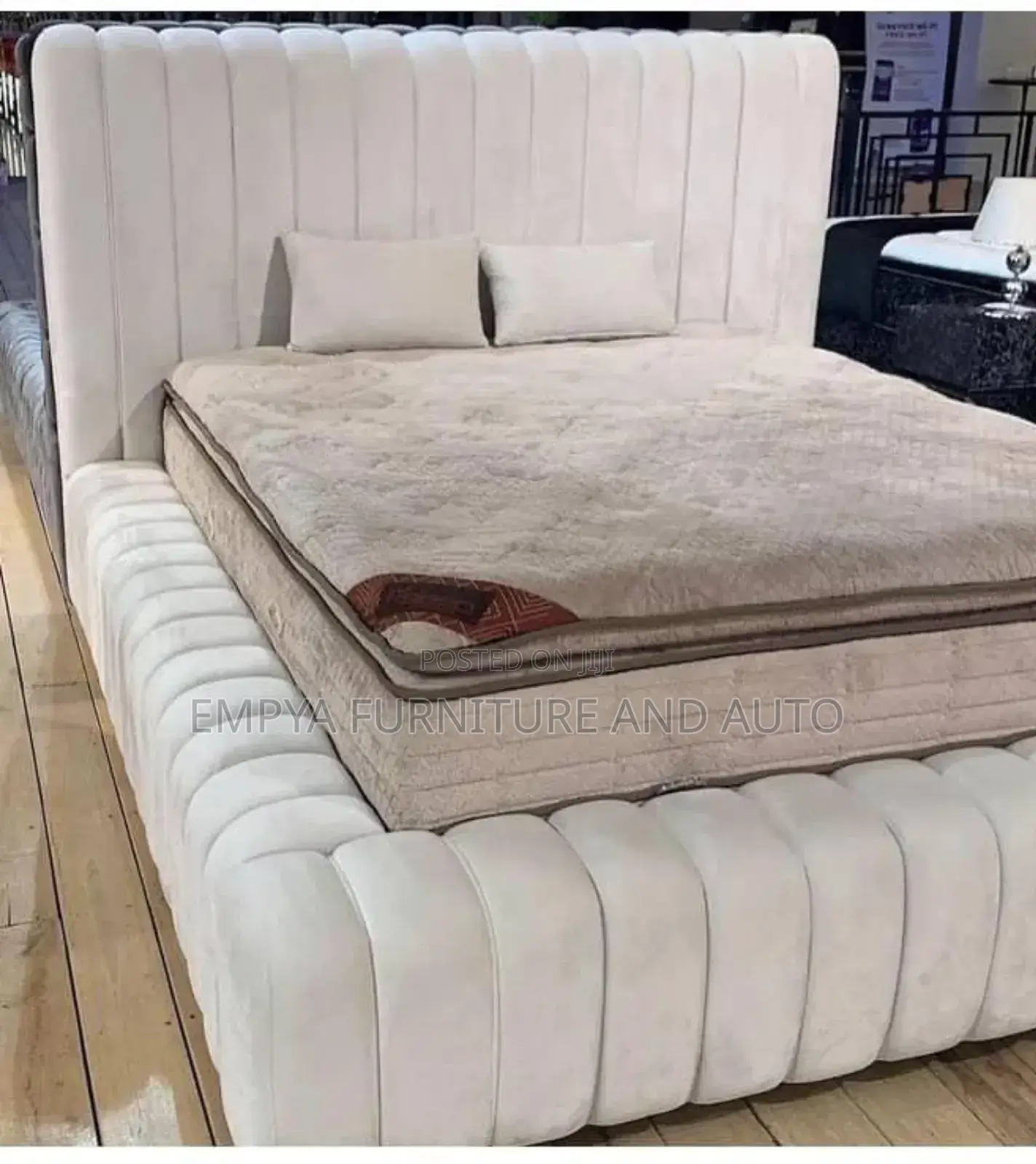 Clean Manster Bed