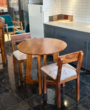 Simple Dining Set
