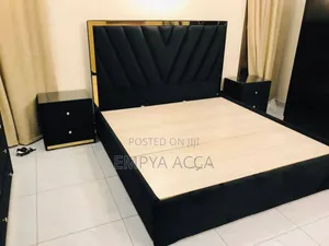 Manster Bed Black
