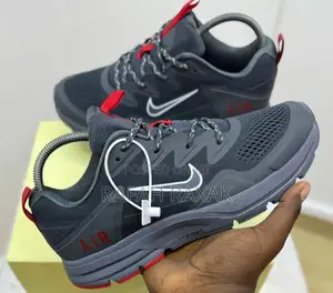 Original Grey Nike Air Zoom Running Trainer Sneakers