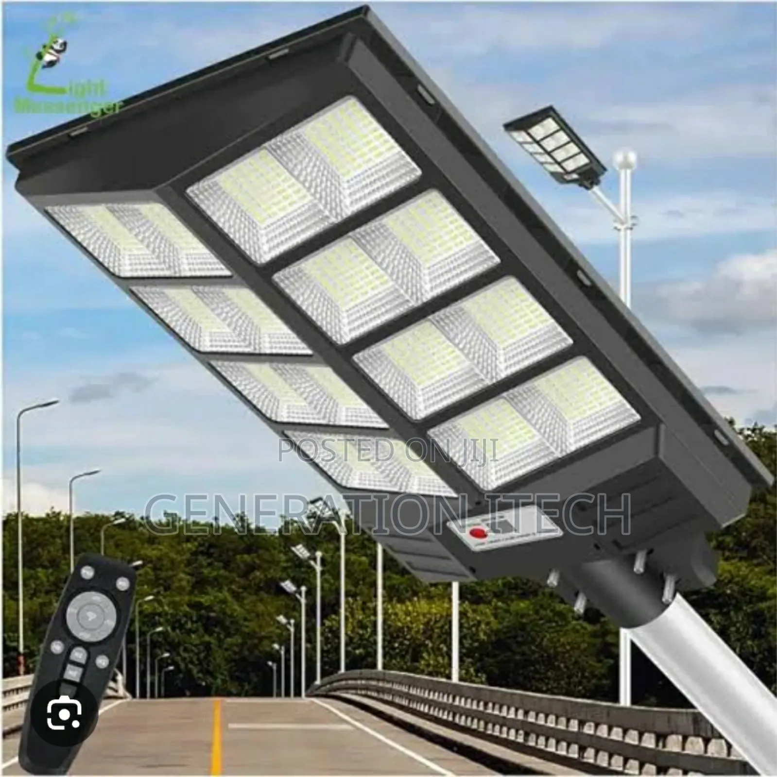 800w Solar Street Light With a Mounting Arm