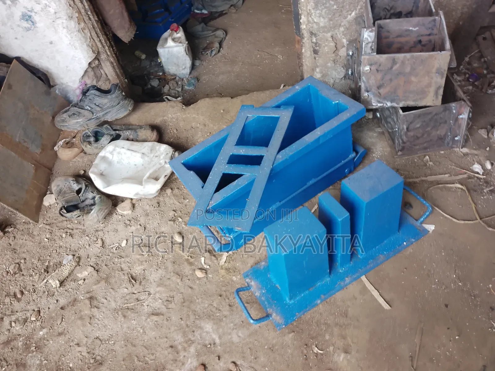 Single Manual Brick Making Machine