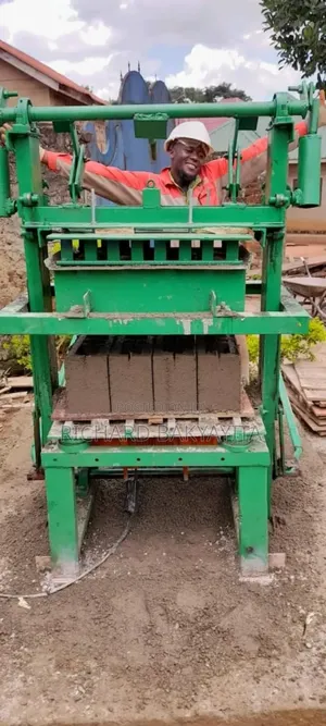 Electric Brick Making Machine for Four Bricks