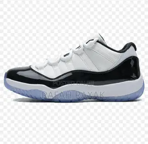 Unisex Nike Air Jordan 11 Low Concord Black/White Sneaker