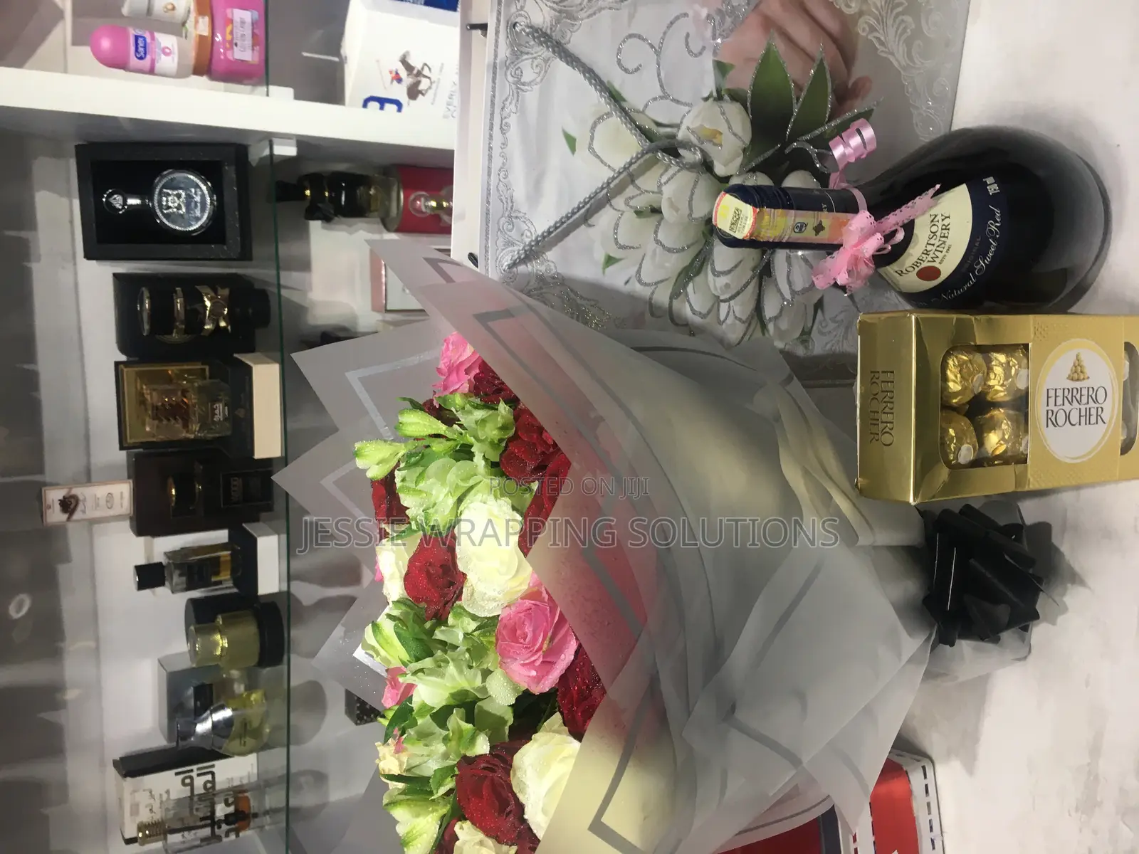 Jessie Wrapping Solutions and Flowers