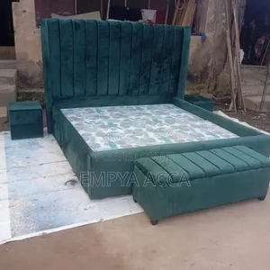 Manster Bed Green