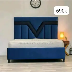 Manster Bed Bl