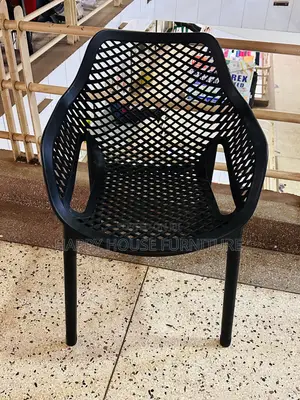 Black Jerk Plastic Chair