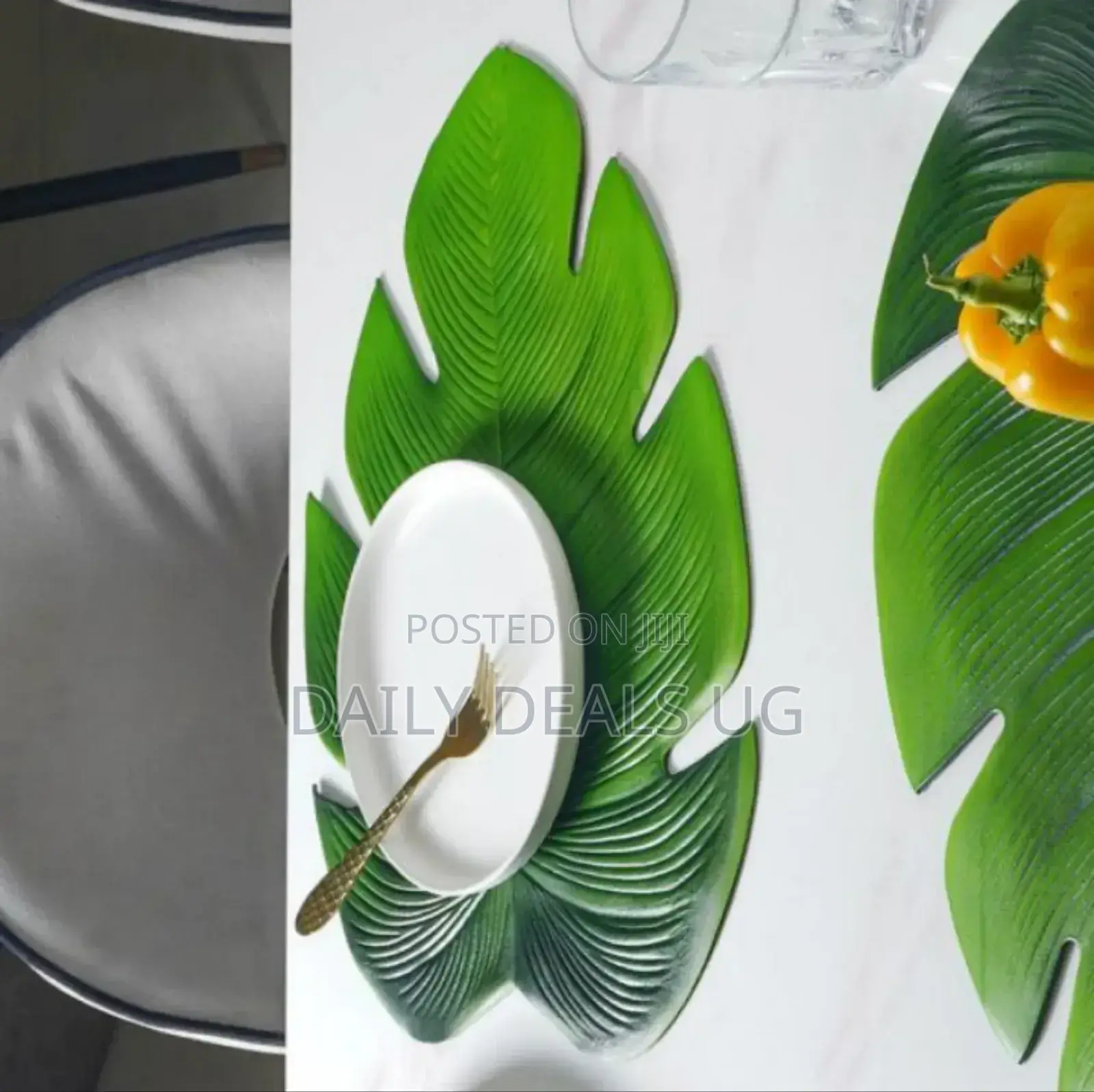 Leaf Shaped Silicone Table Mat