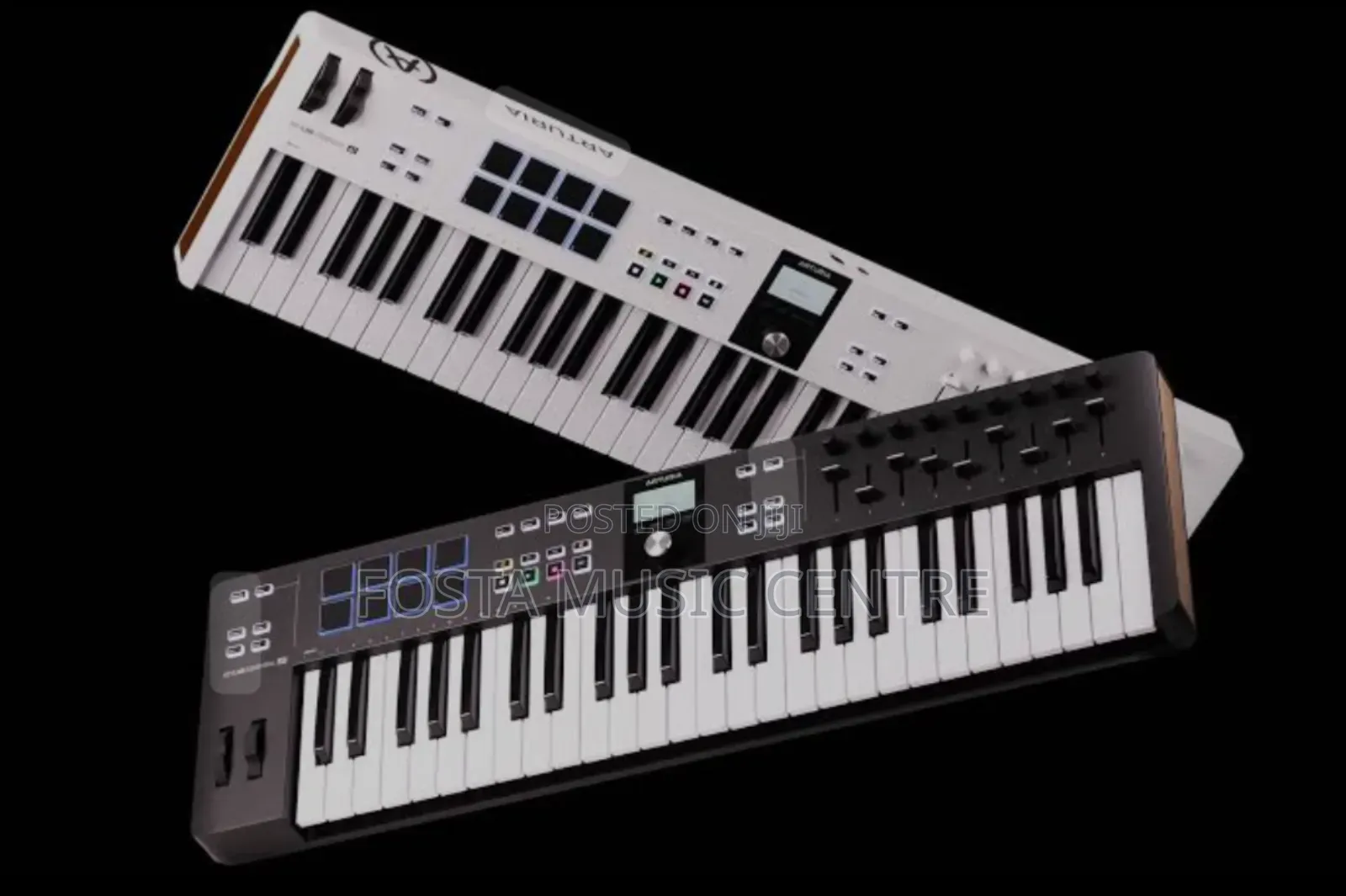 Arturia Keylab Essential 49 Black or White