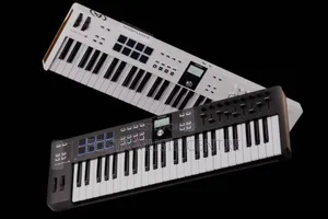 Arturia Keylab Essential 49 Black or White
