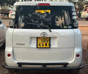 Toyota Sienta 1.5 AWD 2009 White
