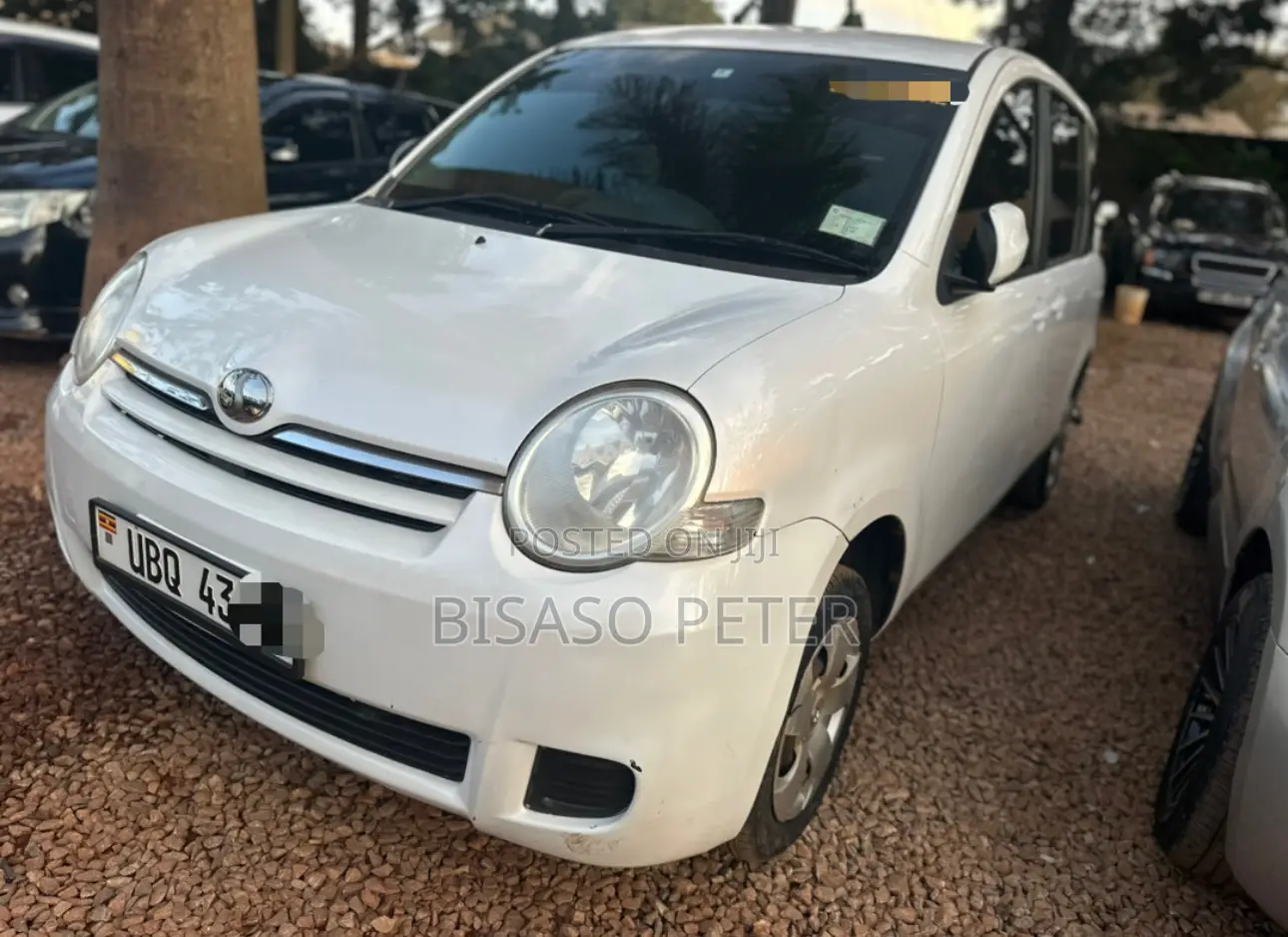 Toyota Sienta 1.5 AWD 2009 White
