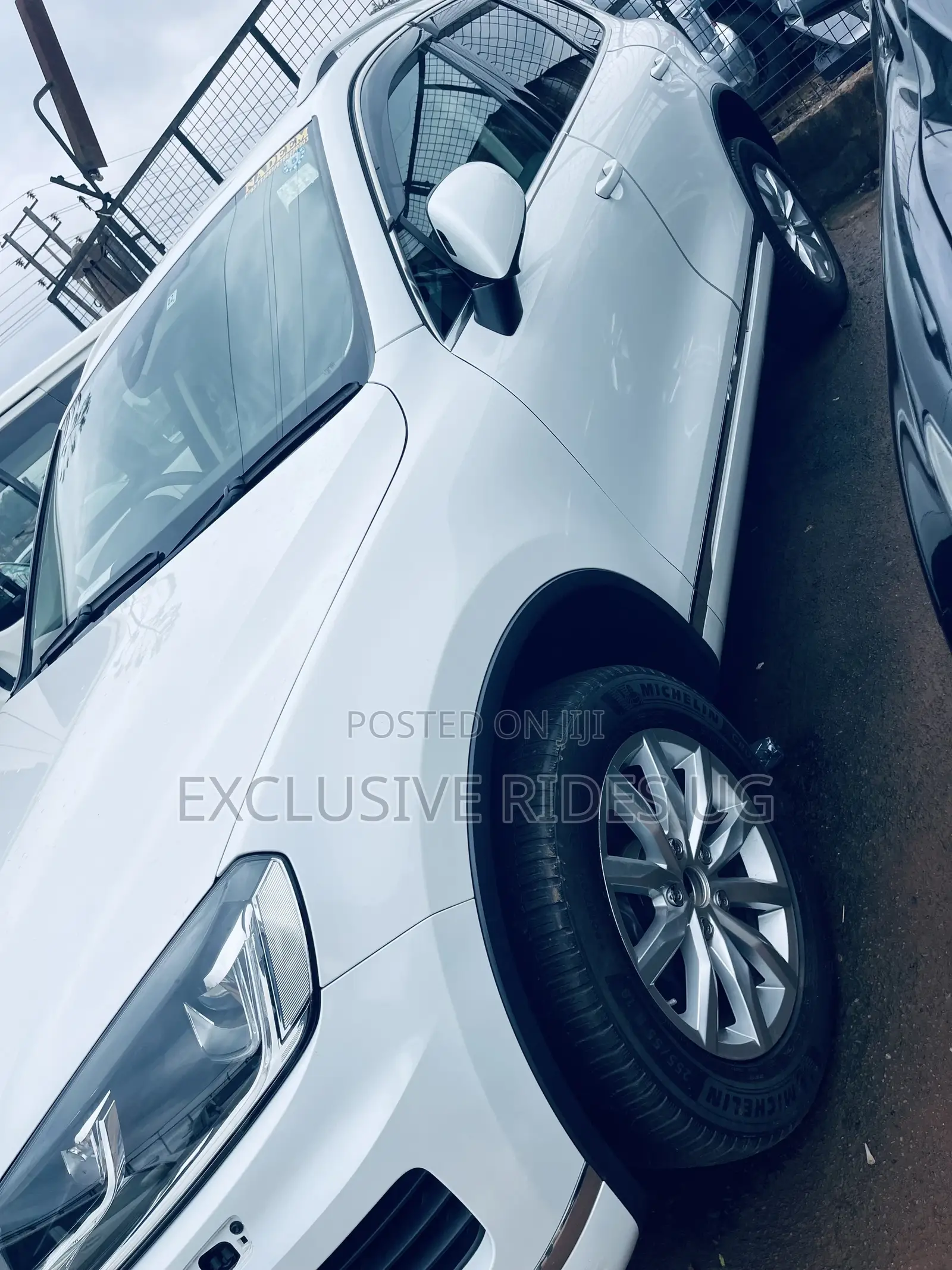 Volkswagen Touareg 2017 White