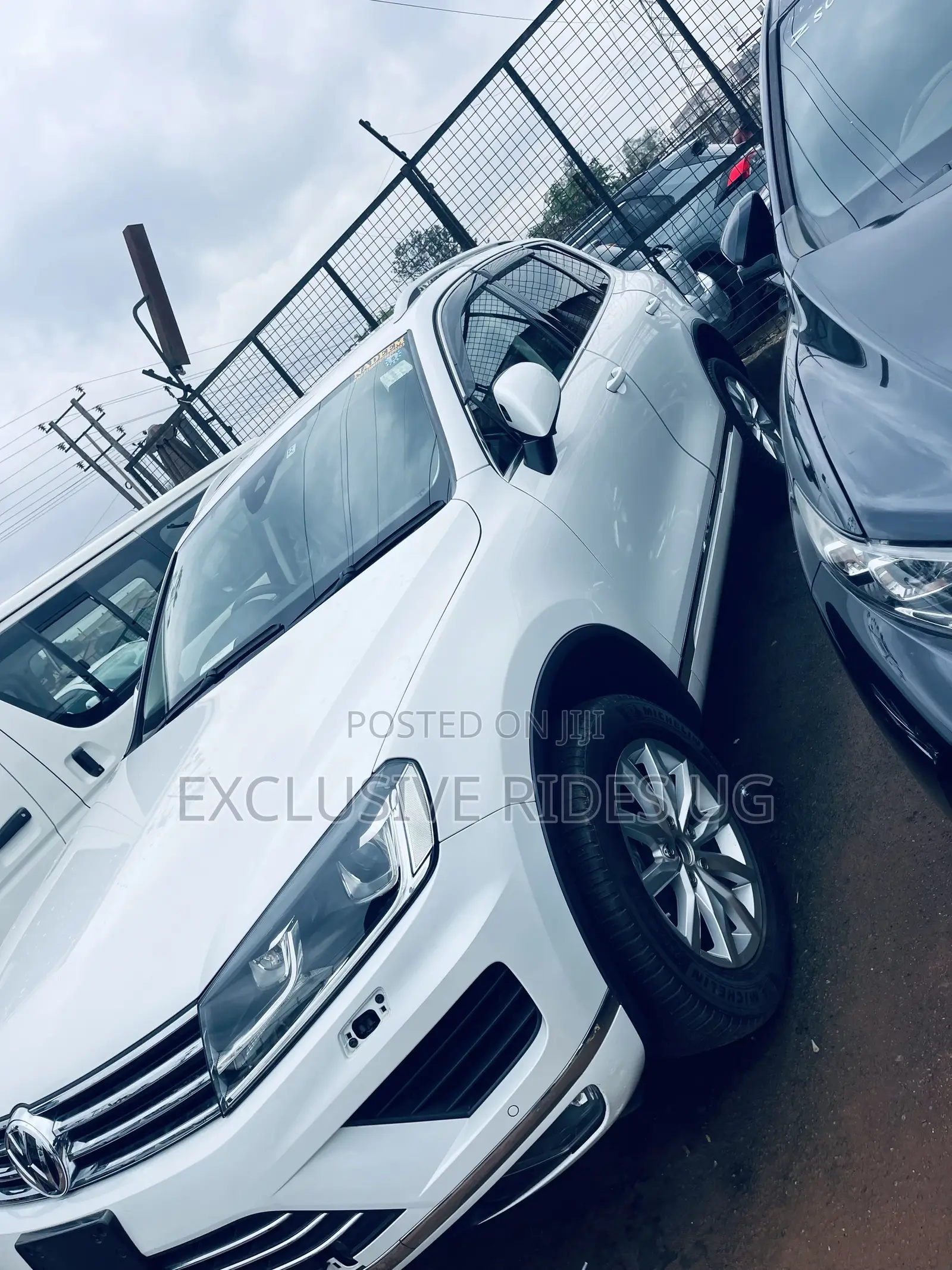Volkswagen Touareg 2017 White