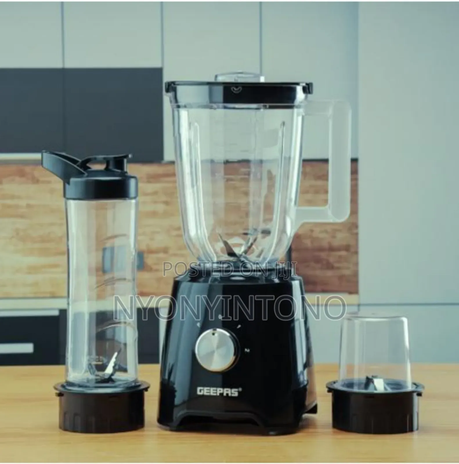 Geepas Nutritional Blender With Smoothie Bottle 2yrs Wrty