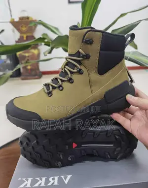 Original Ecco Off-Road Outdoor Waterproof Casual Hiking Boot