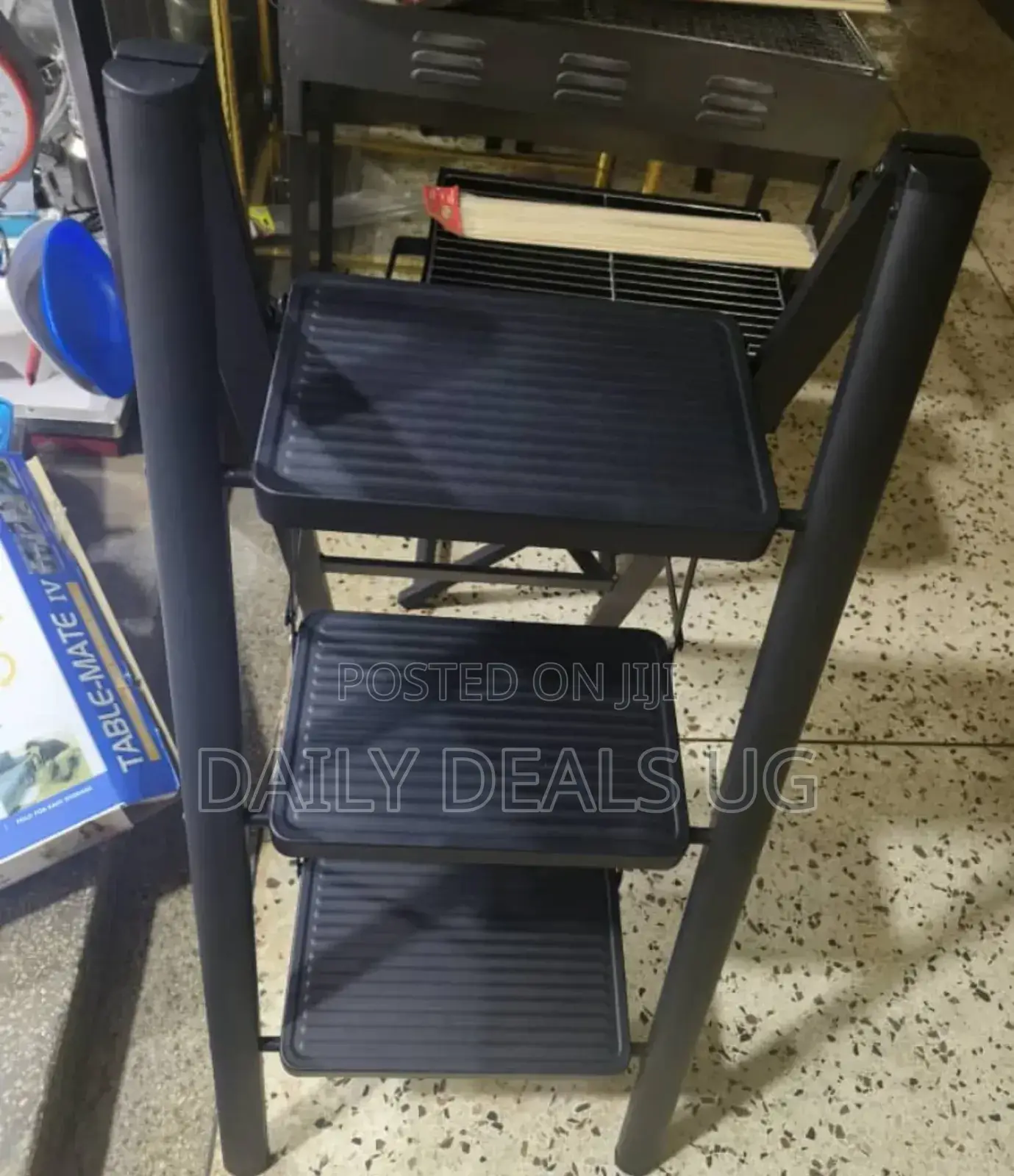Aluminum Adjustable Ladder
