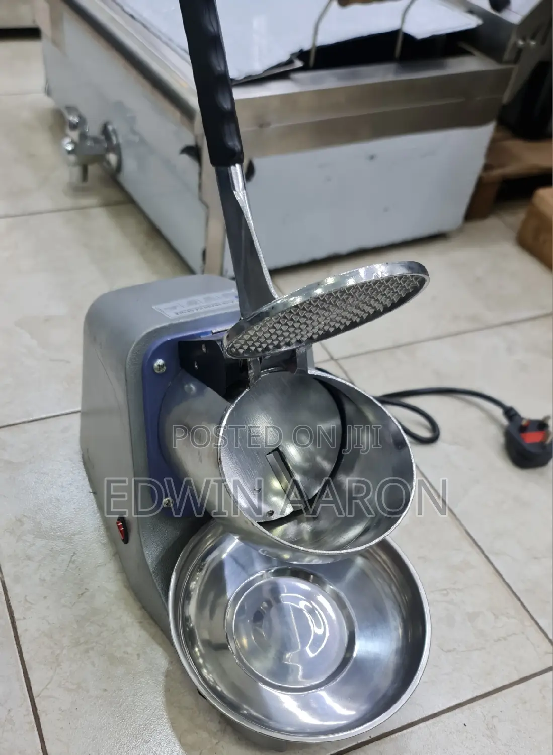 Electric Ice Crusher Machine