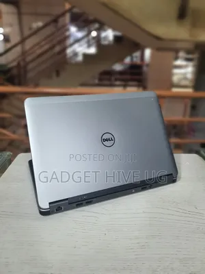 Laptop Dell Latitude E7240 8GB Intel Core I5 SSD 128GB
