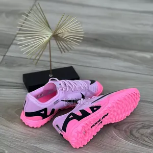 Trendy Soccer Cleats. Nike Mercurial Pinky