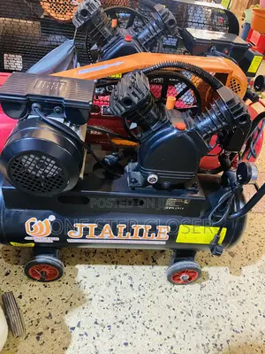 Heavy Duty Air Compressor Double Piston 50liters
