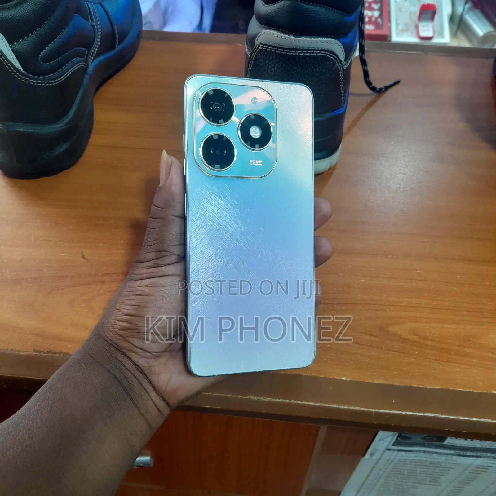 Tecno Spark 20 128 GB White