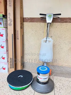 Commercial Floor Scrubbing Machine/Floor Scrubber