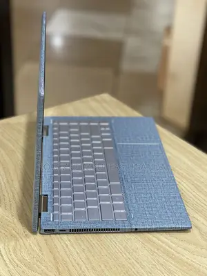 New Laptop HP Pavilion 14 8GB Intel Core i7 SSD 512GB