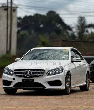 Mercedes-Benz E300 2015 White