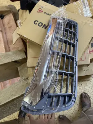 Isuzu Dmax 2020 - 2024 Grille