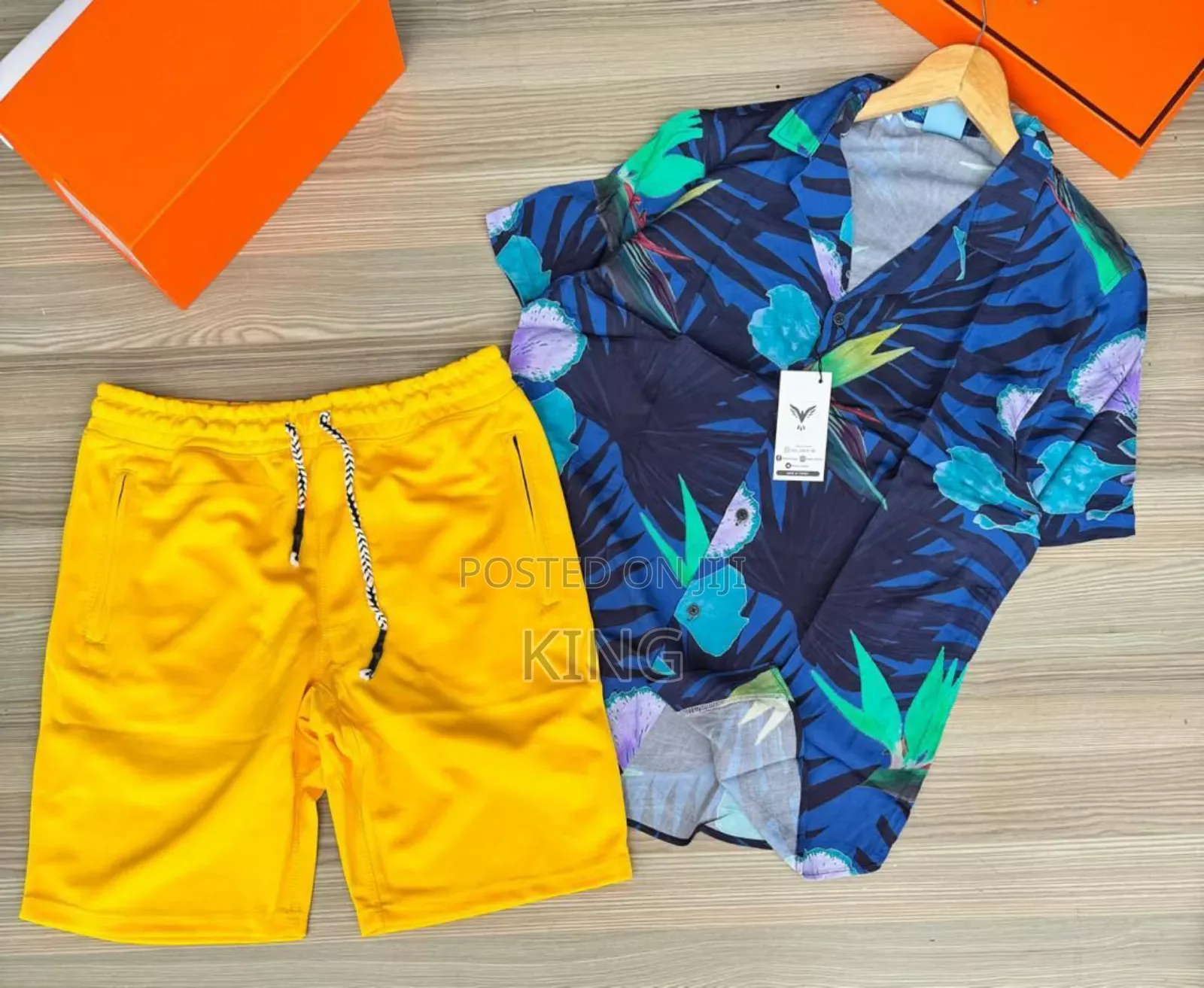 Friendly Vintage Set. Shirt/Short