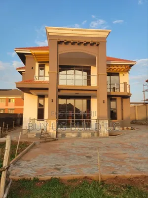 4bdrm Duplex in Munyonyo, Central Division for sale