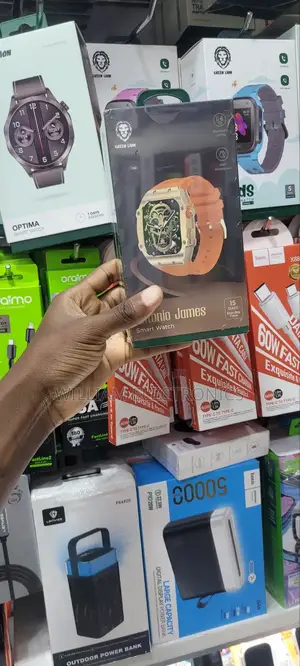 Water Proofed Smartwatch/Greenlion Antonio James Smartwatch