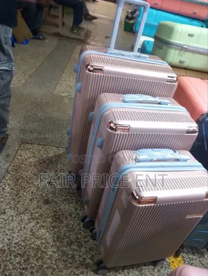High Quality Suitcases. Large ( Rose Gold)